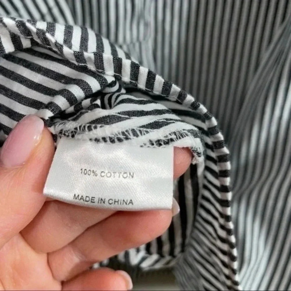 1st sight striped blouse with bell sleeves Small - Picture 5 of 6